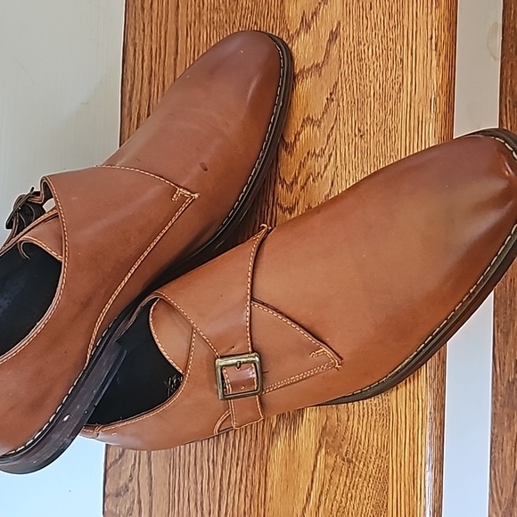 Men's Size 13 Dress Shoes; Brown with darker tips - Picture 1 of 12